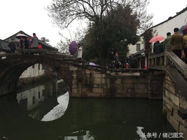 探索光物理学